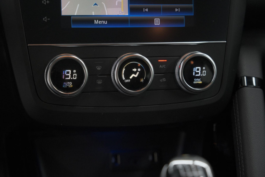 Renault Kadjar 1.3 TCe 140 Zen | Trekhaak | Apple Carplay | Navigatie | Parkeersensoren voor + Achter
