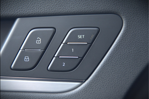 Audi Q5 Sportback 55 TFSI e S edition S-Line | Panoramadak | Stoelverwarming | RS Stoelen | Apple Carplay | Camera | Keyless | Navigatie | Trekhaak | Cruise Control | Memory Seat | Ambiance Verlichting | Matrix LED | SOH 99%