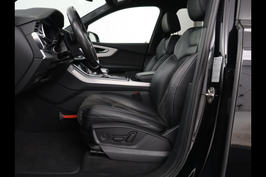Audi Q7 55 TFSI e quattro Pro Line S | SOH 92.0% | Panoramadak | Leder/alcantara | Adaptive cruise | 360 camera | Bang & Olufsen | Memory | Stoelverwarming | Luchtvering | Carplay |