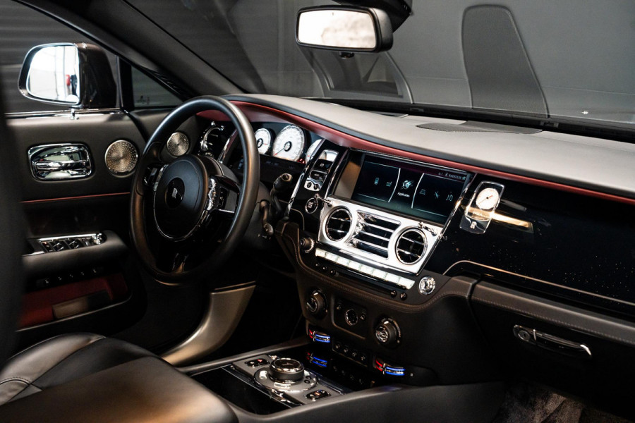 Rolls-Royce Wraith 6.6 V12 *Bespoke Audio / Starlight hemelbekleding / Night-vision / HUD / Surround-View / Keyless*