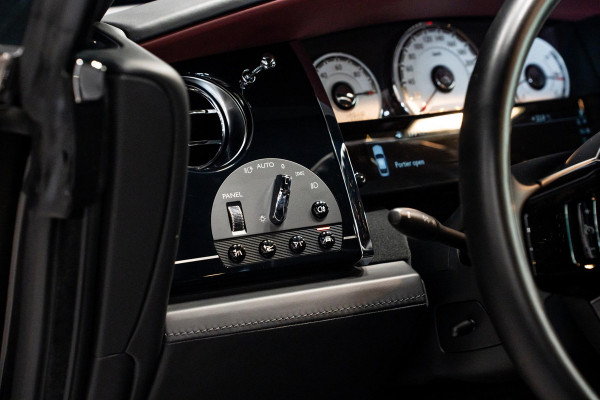 Rolls-Royce Wraith 6.6 V12 *Bespoke Audio / Starlight hemelbekleding / Night-vision / HUD / Surround-View / Keyless*