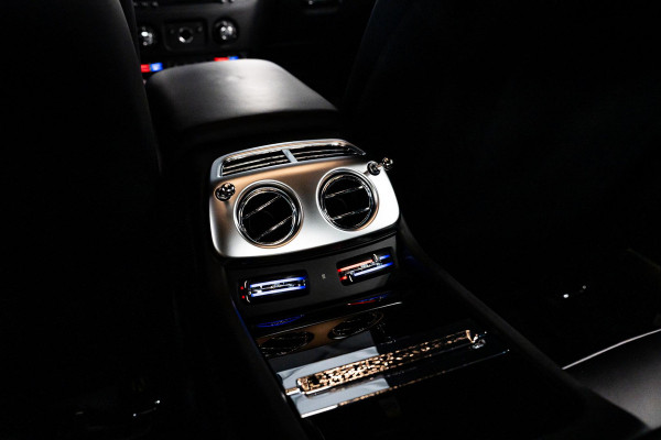 Rolls-Royce Wraith 6.6 V12 *Bespoke Audio / Starlight hemelbekleding / Night-vision / HUD / Surround-View / Keyless*