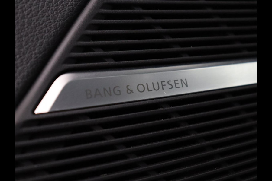 Audi Q7 55 TFSI e Quattro Pro Line S-Line | SOH 92.0% | Panoramadak | Leder/alcantara | Adaptive cruise | 360 camera | Bang & Olufsen | Memory | Stoelverwarming | Luchtvering | Carplay