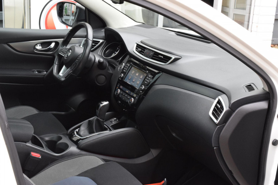 Nissan QASHQAI 1.2 N-Connecta|Pano|360 cam.|Trekhaak|Dealero.h.