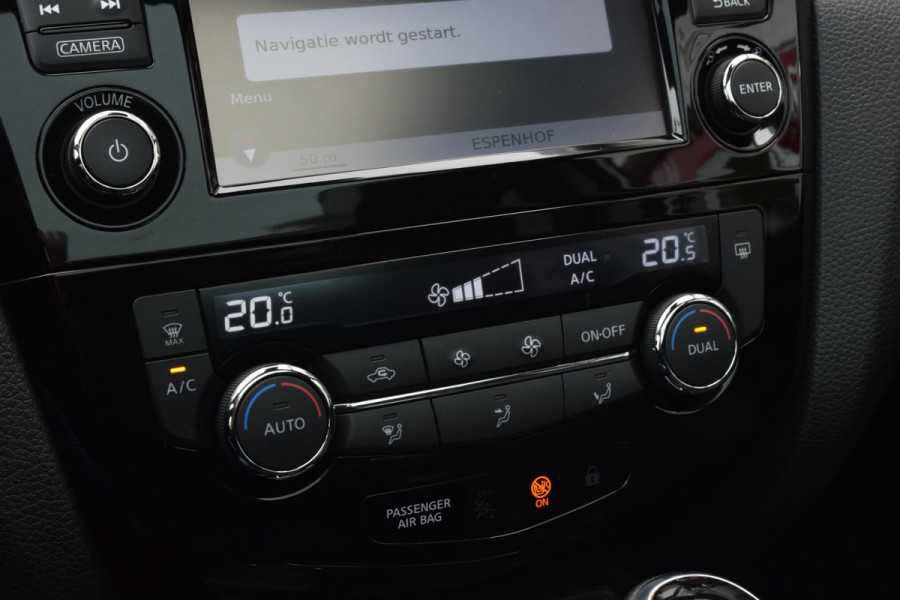 Nissan QASHQAI 1.2 N-Connecta|Pano|360 cam.|Trekhaak|Dealero.h.