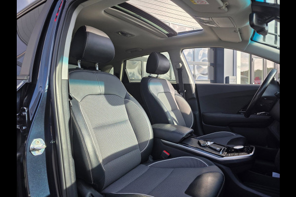 Kia e-Niro DynamicPlusLine 64 kWh | 98% SOH | TREKHAAK | PANO | WINTERPAKKET | CAMERA