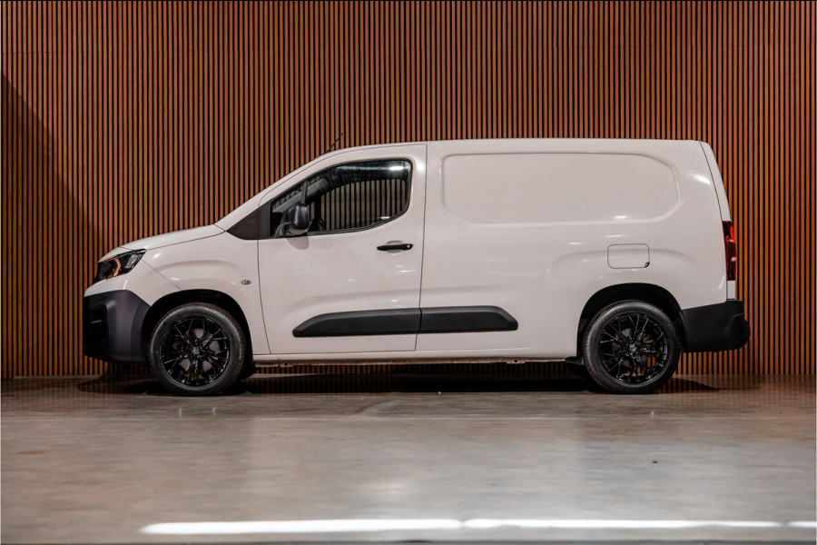 Peugeot Partner 1.5 BlueHDI Long L2H1 | Automaat | CarPlay | Navigatie | F1 Flippers | 3-Zitter | Cruise control | PDC | Dealer onderhouden | Nieuwe APK