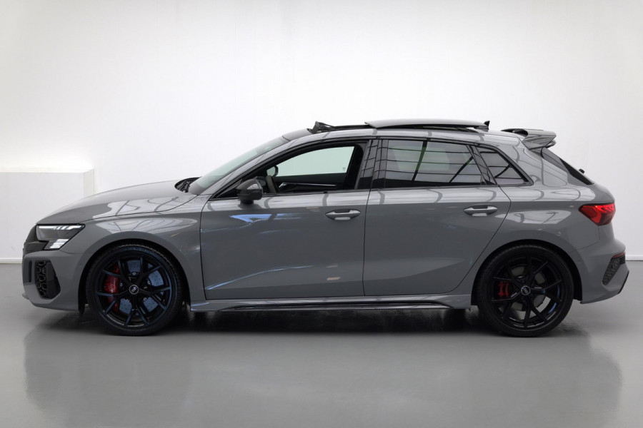 Audi RS3 Sportback 2.5 TFSI Quattro |Pano|Massage|Ceramic|Carbon|Memory|VOLL|