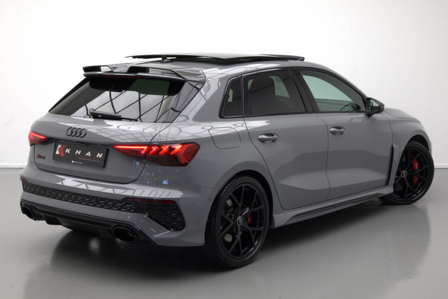 Audi RS3 Sportback 2.5 TFSI Quattro |Pano|Massage|Ceramic|Carbon|Memory|VOLL|