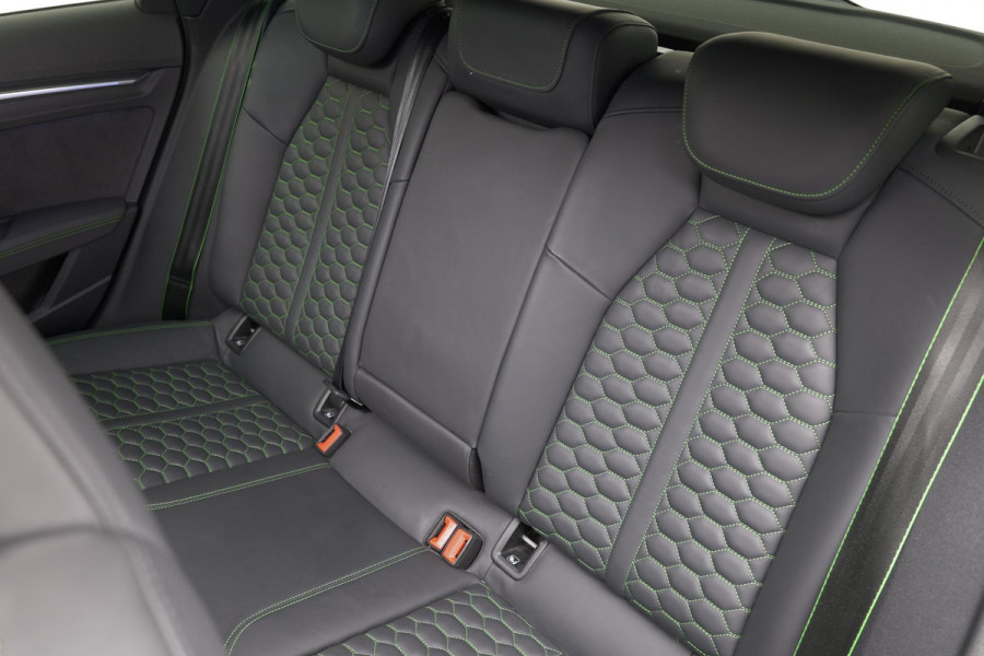 Audi RS3 Sportback 2.5 TFSI Quattro |Pano|Massage|Ceramic|Carbon|Memory|VOLL|