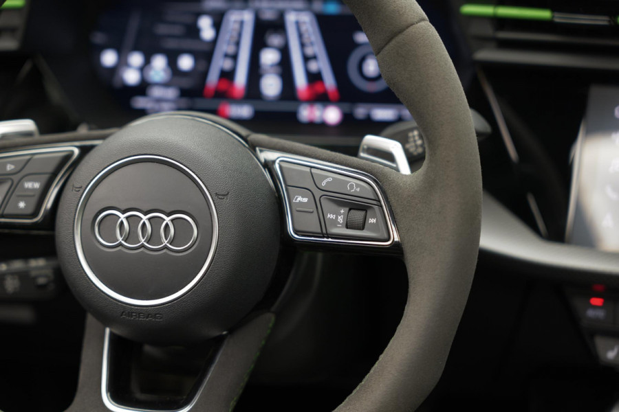 Audi RS3 Sportback 2.5 TFSI Quattro |Pano|Massage|Ceramic|Carbon|Memory|VOLL|