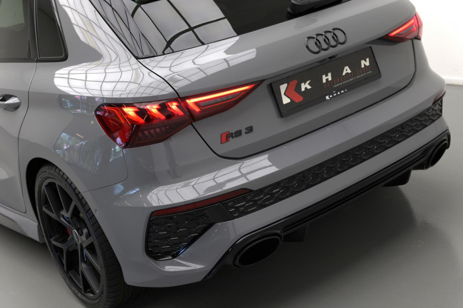 Audi RS3 Sportback 2.5 TFSI Quattro |Pano|Massage|Ceramic|Carbon|Memory|VOLL|
