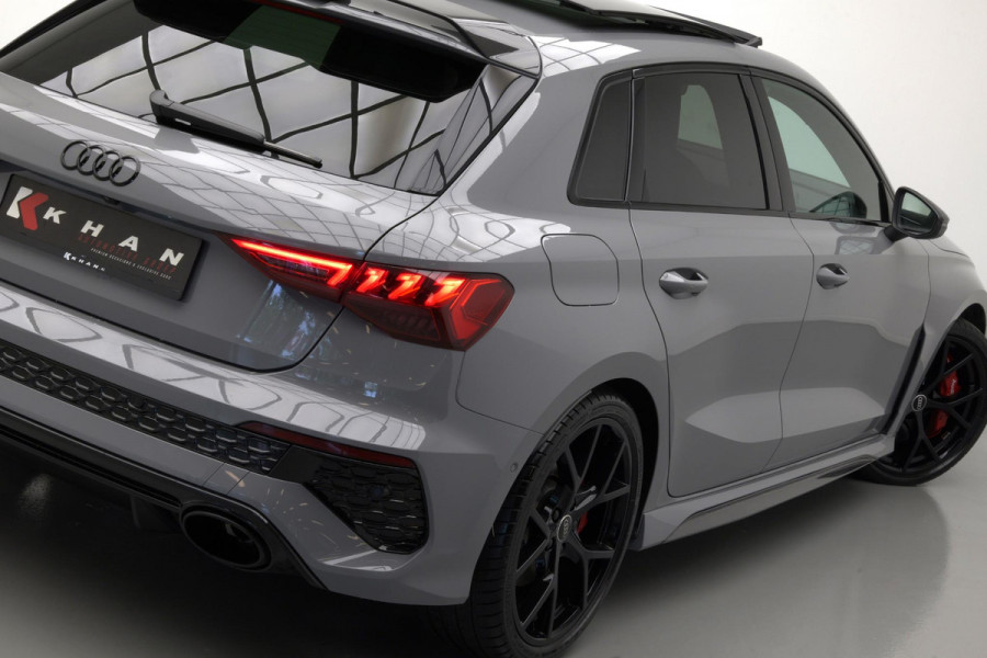 Audi RS3 Sportback 2.5 TFSI Quattro |Pano|Massage|Ceramic|Carbon|Memory|VOLL|