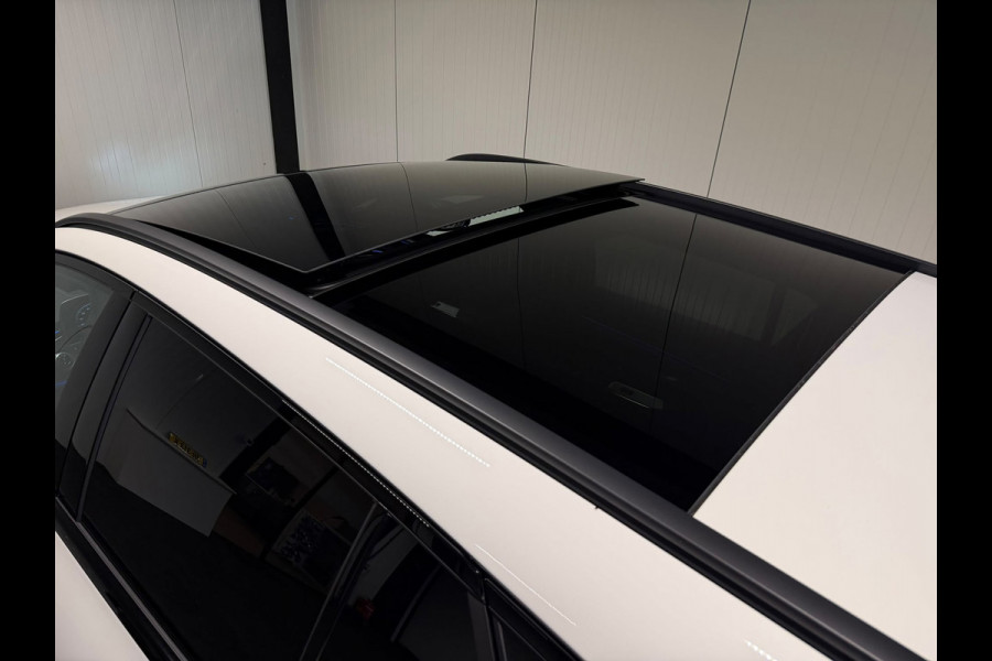 Mercedes-Benz E-Klasse Estate 300 e AMG Line Pano Burmester HUD Distronic Night Pakket