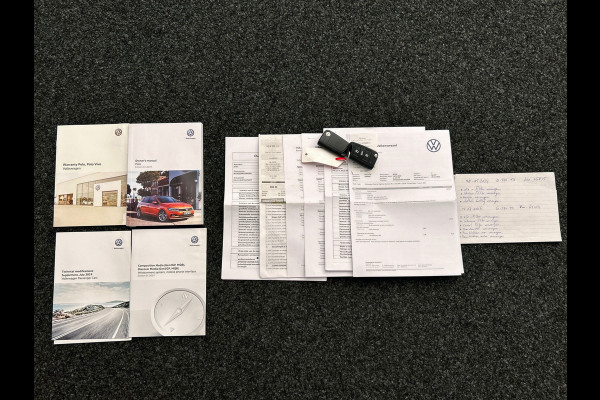 Volkswagen Polo 1.5 TSI Highline Business R | Origineel NL | Panoramadak | Carplay | Camera | Stoelverwarming | Adaptieve Cruise |