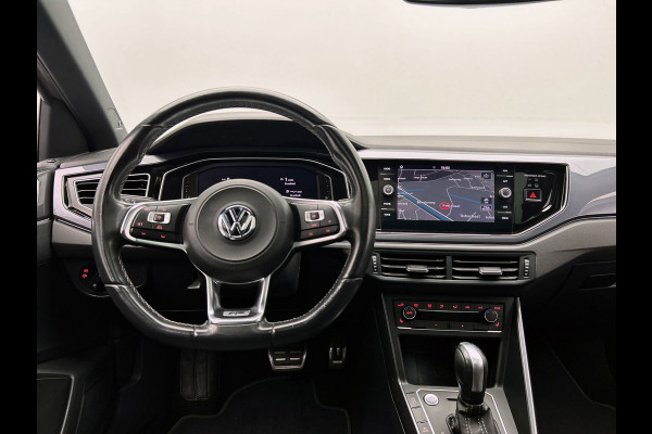 Volkswagen Polo 1.5 TSI Highline Business R | Origineel NL | Panoramadak | Carplay | Camera | Stoelverwarming | Adaptieve Cruise |