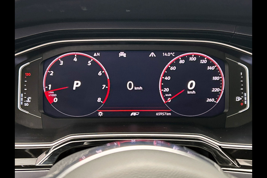 Volkswagen Polo 1.5 TSI Highline Business R | Origineel NL | Panoramadak | Carplay | Camera | Stoelverwarming | Adaptieve Cruise |