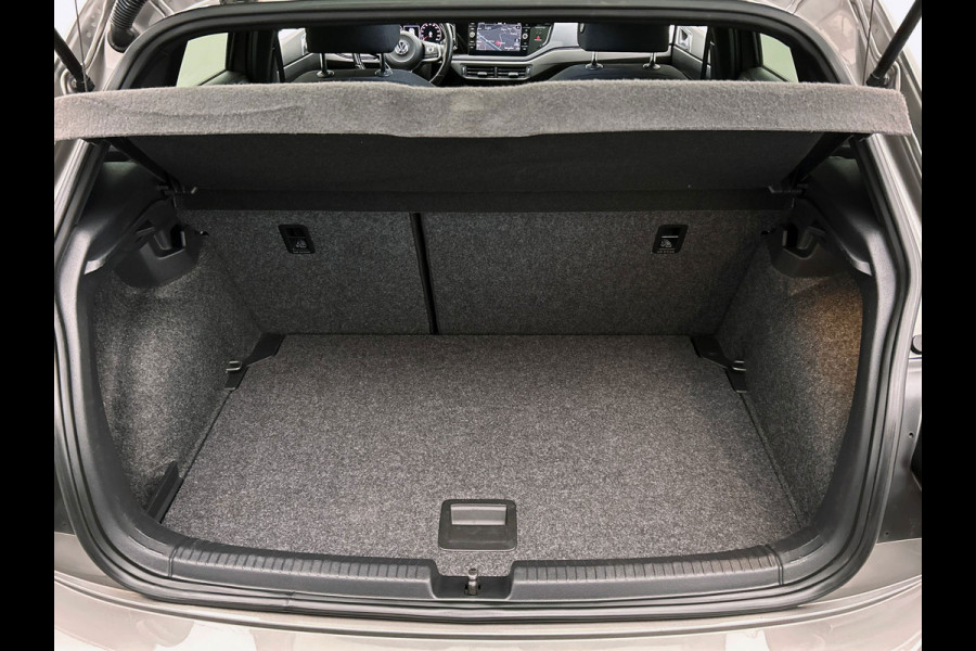 Volkswagen Polo 1.5 TSI Highline Business R | Origineel NL | Panoramadak | Carplay | Camera | Stoelverwarming | Adaptieve Cruise |