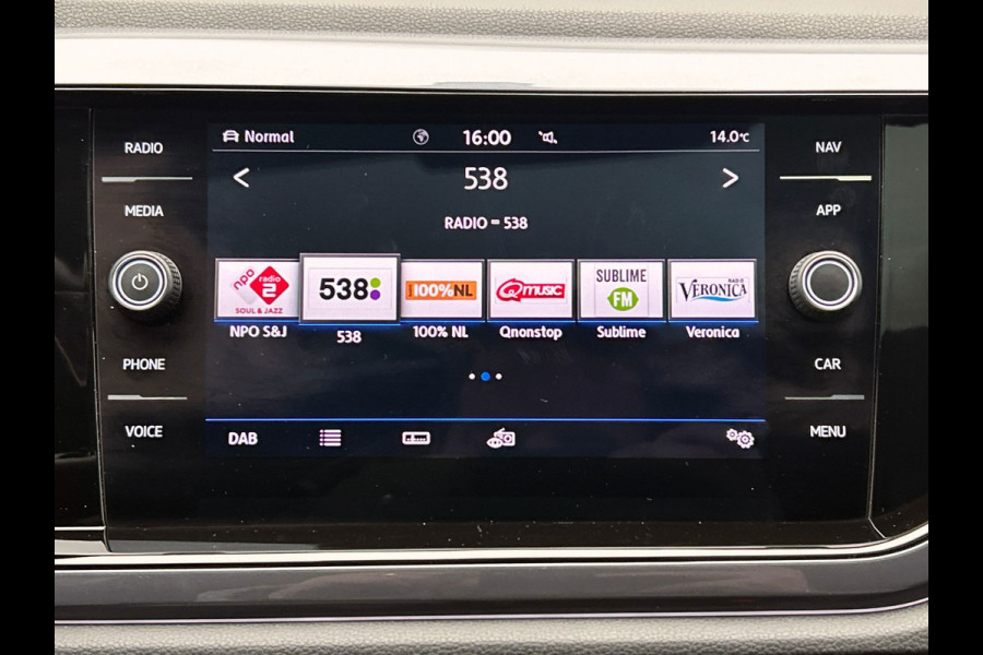 Volkswagen Polo 1.5 TSI Highline Business R | Origineel NL | Panoramadak | Carplay | Camera | Stoelverwarming | Adaptieve Cruise |