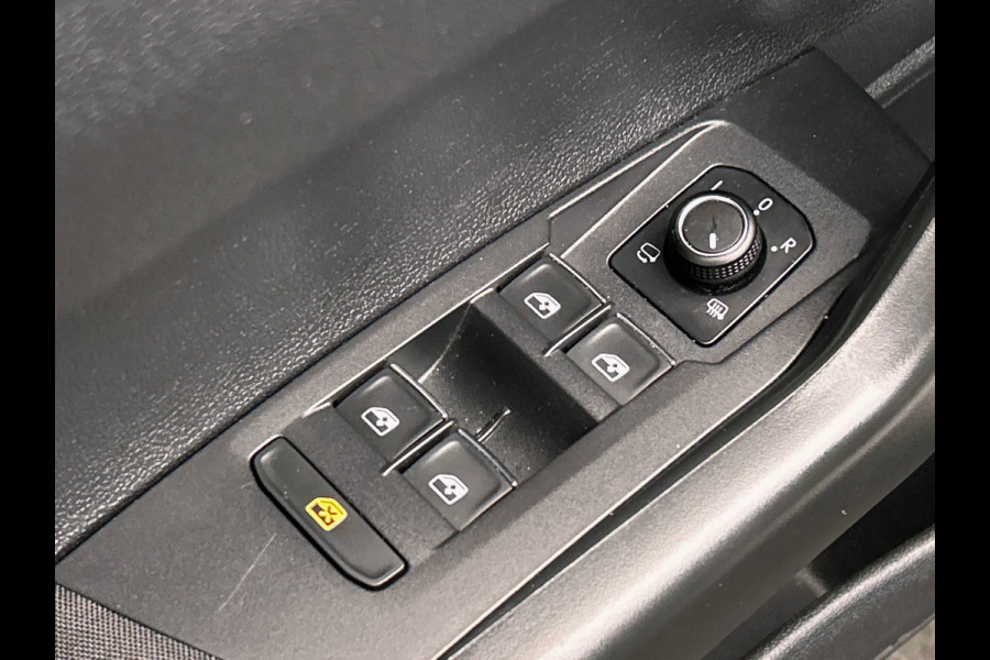 Volkswagen Polo 1.5 TSI Highline Business R | Origineel NL | Panoramadak | Carplay | Camera | Stoelverwarming | Adaptieve Cruise |