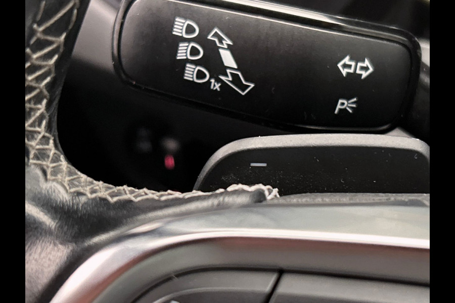 Volkswagen Polo 1.5 TSI Highline Business R | Origineel NL | Panoramadak | Carplay | Camera | Stoelverwarming | Adaptieve Cruise |