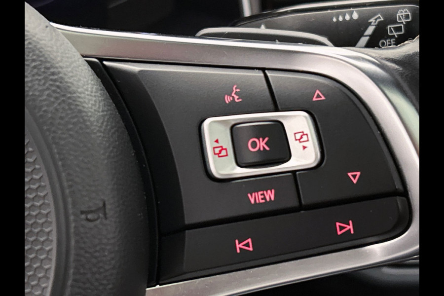 Volkswagen Polo 1.5 TSI Highline Business R | Origineel NL | Panoramadak | Carplay | Camera | Stoelverwarming | Adaptieve Cruise |