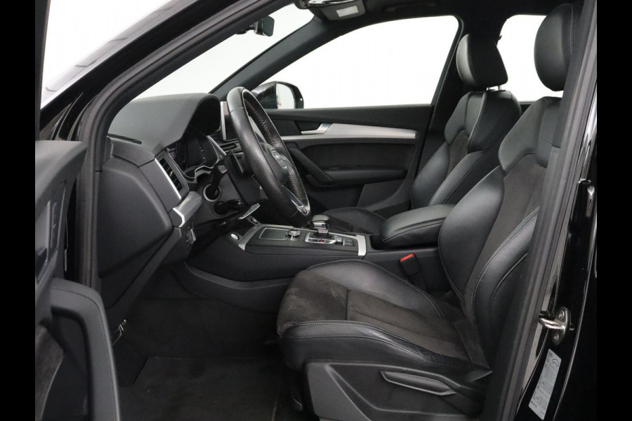 Audi Q5 2.0 TFSI quattro S-Line Launch Edition | Panoramadak | Adaptive cruise | Half Leder | Virtual Dashboard | Camera | Park assist | Stoelverwarming | Full LED | Dodehoek detectie |