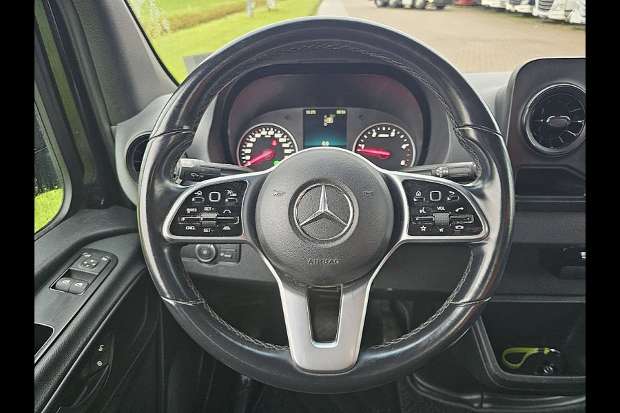 Mercedes-Benz Sprinter 317 L3 RWD Open Laadbak Cruise control, Airco, Mbux, Carplay, Led, Climate control, 3.5T-Trekhaak