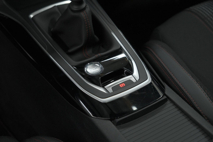 Peugeot 308 SW PureTech 130 GT-line | Black Pack | Panoramadak | Camera | Adaptieve Cruise Control