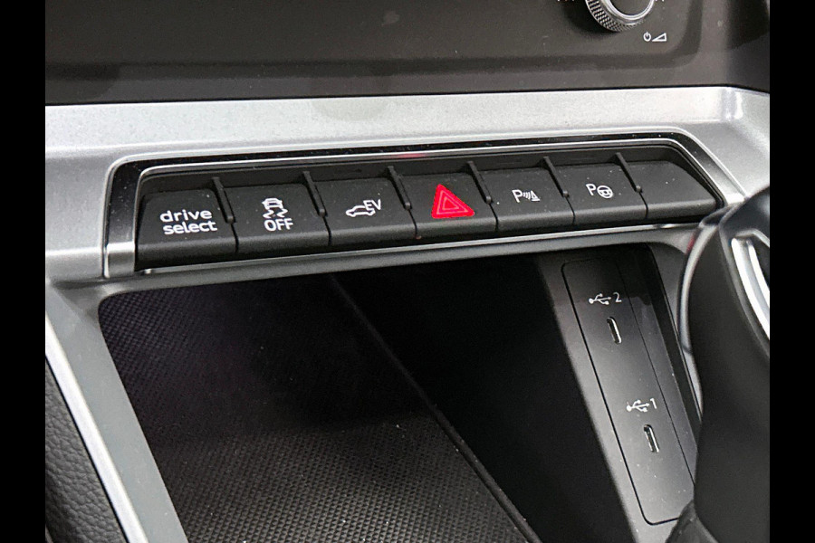 Audi Q3 Sportback 45 TFSIe S-Line PANO | CAMERA | FULL-LED