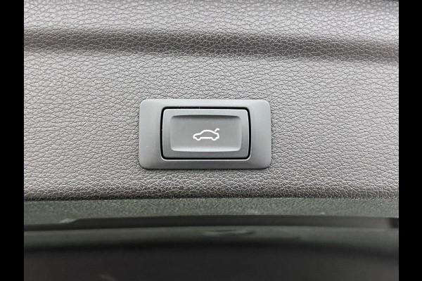 Audi Q3 Sportback 45 TFSIe S-Line PANO | CAMERA | FULL-LED