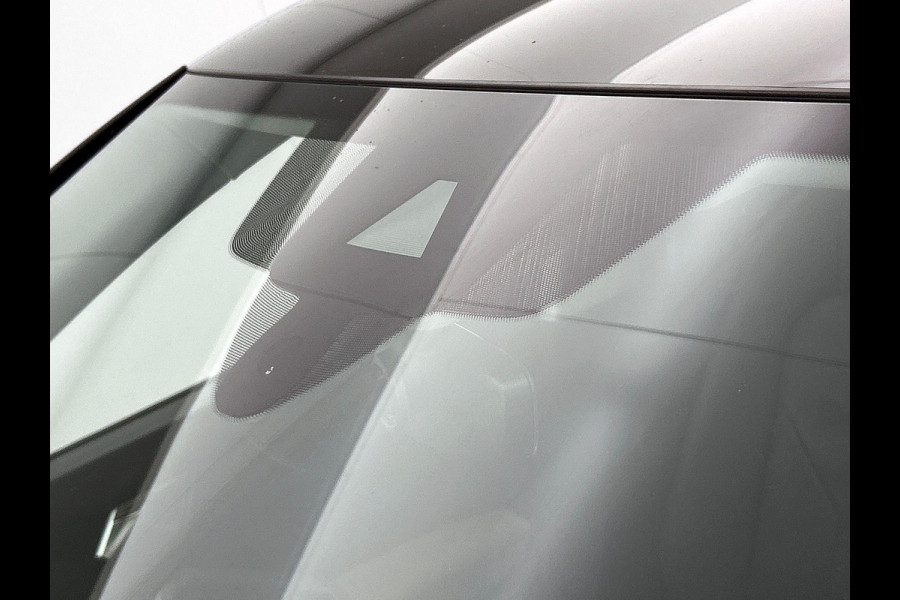 Audi Q3 Sportback 45 TFSIe S-Line PANO | CAMERA | FULL-LED