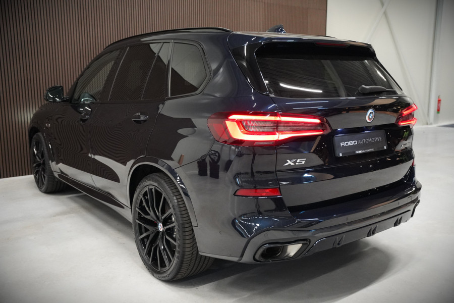 BMW X5 xDrive45e High Executive M Sport | Panoramadak | Head-Up Display | Harman Kardon | Camera | Stoelverwarming | Softclose | Memory Seat | Luchtvering | Laser | Adaptive Cruise Control | Trekhaak | Achterbank Verwarmd | App