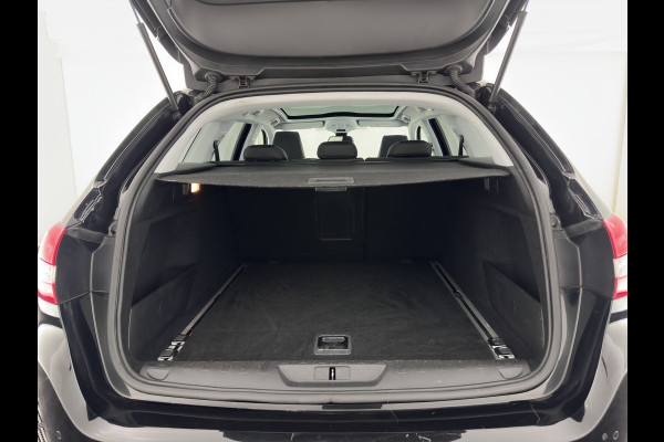 Peugeot 308 SW 1.5 BlueHDi Blue Lease Premium (INCL.BTW) *PANO | LEATHER-MICROFIBRE | FULL-LED | DENON-AUDIO | BLIND-SPOT | SPORT-SEATS | NAVI-FULLMAP | KEYLESS | DAB | LANE-ASSIST | CAMERA | ECC | CARPLAY | PDC | 17''ALU*