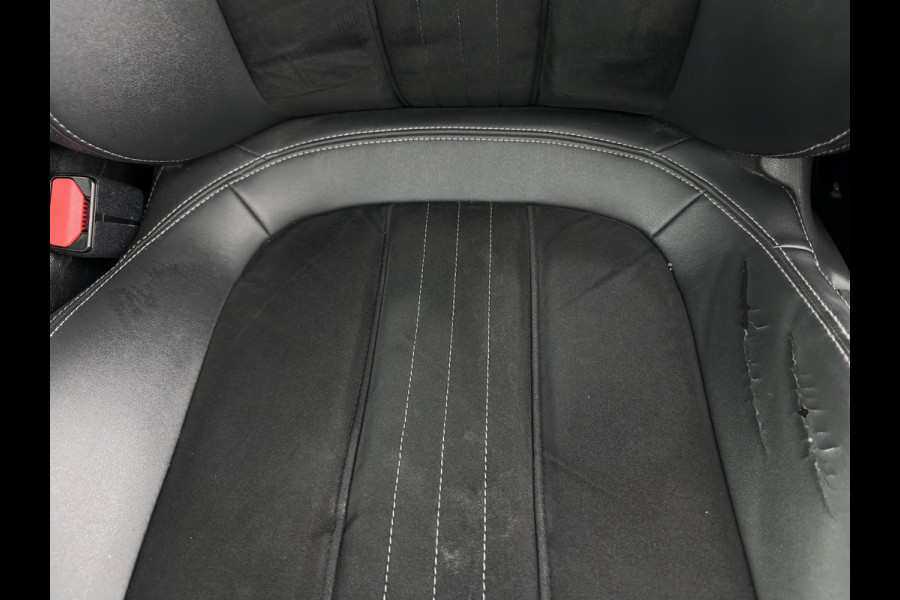 Peugeot 308 SW 1.5 BlueHDi Blue Lease Premium (INCL.BTW) *PANO | LEATHER-MICROFIBRE | FULL-LED | DENON-AUDIO | BLIND-SPOT | SPORT-SEATS | NAVI-FULLMAP | KEYLESS | DAB | LANE-ASSIST | CAMERA | ECC | CARPLAY | PDC | 17''ALU*
