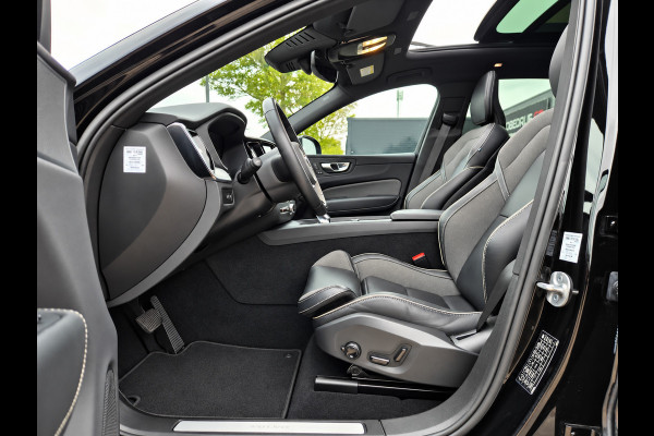 Volvo XC60 2.0 T6 Plug-in hybrid AWD Ultimate Dark Pano! Trekhaak! Electrische Kofferklep! Stoelverwarming! Stuurverwarming!