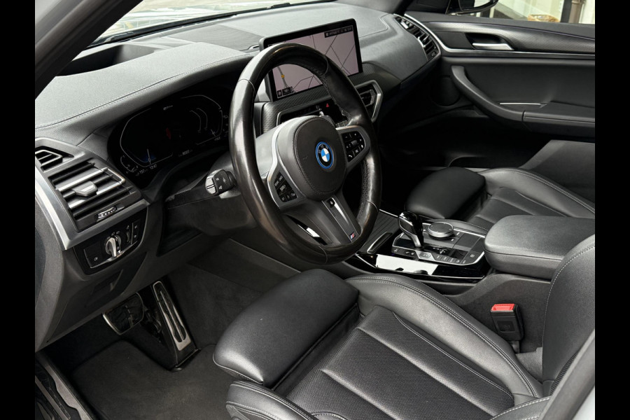 BMW X3 xDrive30e M SPORT | HEAD UP | PANORAMA | ELEKTR. STOELEN | LASER | 21 INCH LM VELGEN | CAMERA |