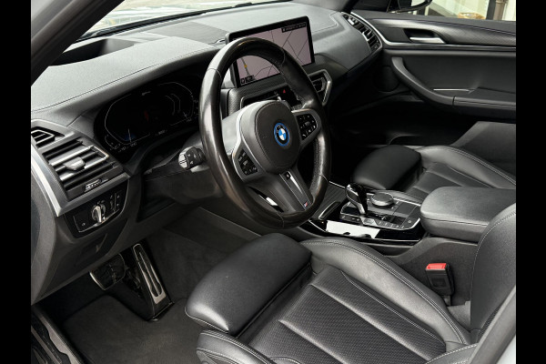 BMW X3 xDrive30e M SPORT | HEAD UP | PANORAMA | ELEKTR. STOELEN | LASER | 21 INCH LM VELGEN | CAMERA |