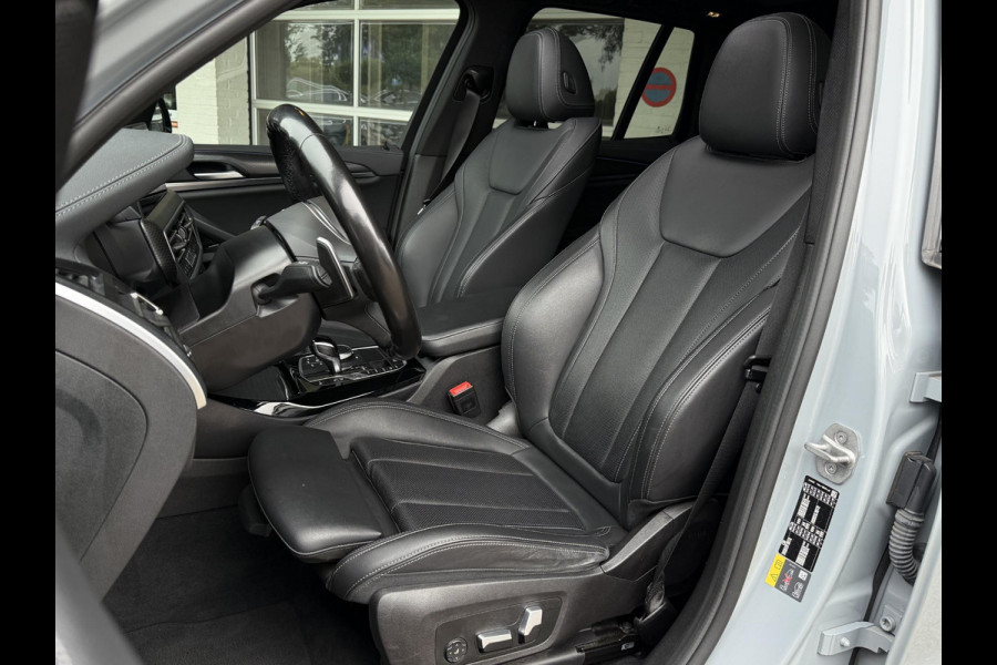 BMW X3 xDrive30e M SPORT | HEAD UP | PANORAMA | ELEKTR. STOELEN | LASER | 21 INCH LM VELGEN | CAMERA |