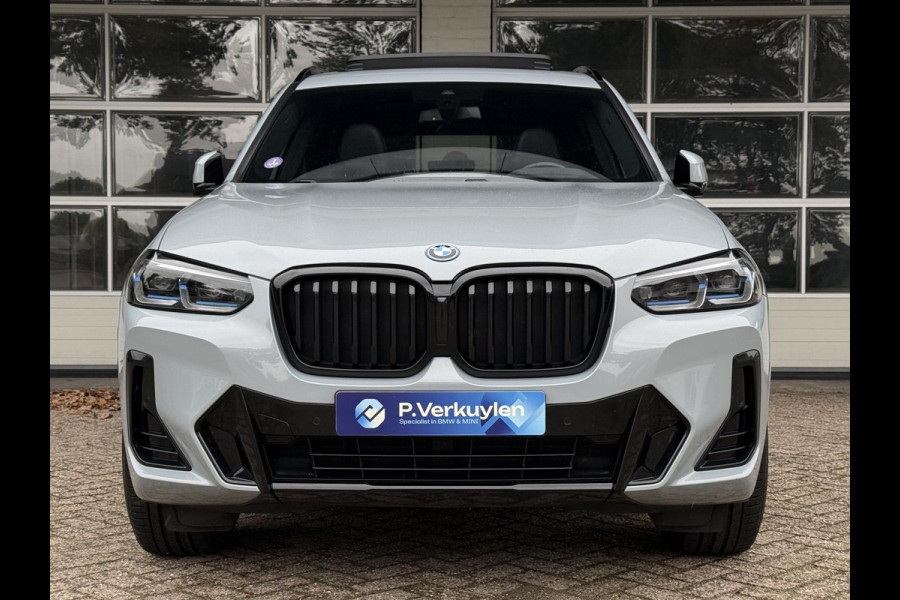 BMW X3 xDrive30e M SPORT | HEAD UP | PANORAMA | ELEKTR. STOELEN | LASER | 21 INCH LM VELGEN | CAMERA |