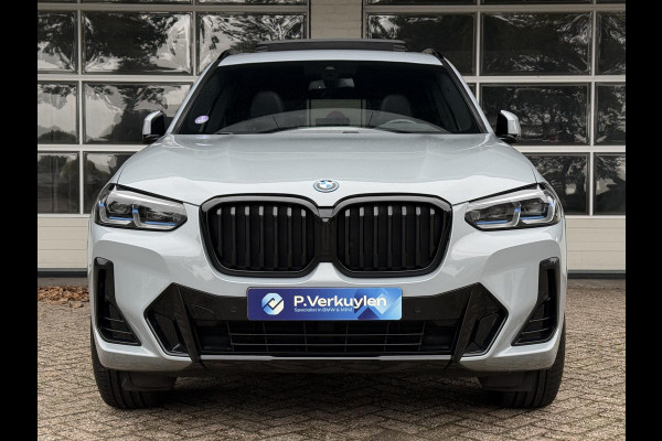 BMW X3 xDrive30e M SPORT | HEAD UP | PANORAMA | ELEKTR. STOELEN | LASER | 21 INCH LM VELGEN | CAMERA |