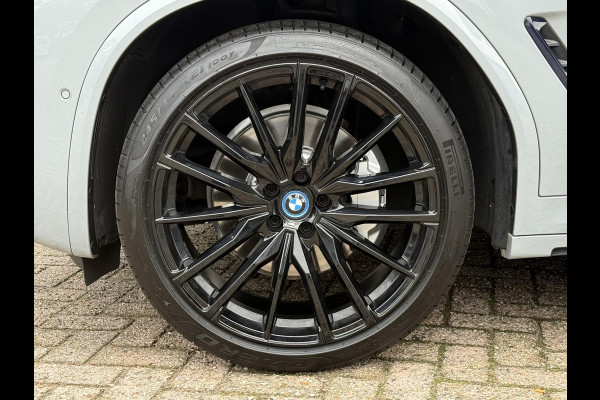 BMW X3 xDrive30e M SPORT | HEAD UP | PANORAMA | ELEKTR. STOELEN | LASER | 21 INCH LM VELGEN | CAMERA |