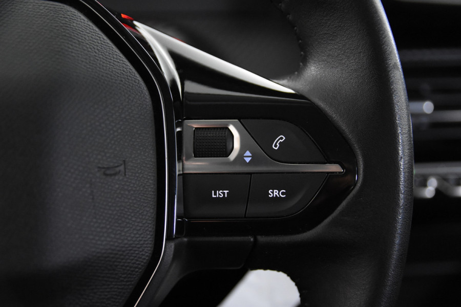 Peugeot 208 Allure 100 *1ste Eigenaar*Navigatie*Carplay*PDC*