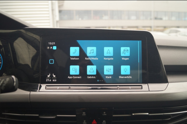 Volkswagen Golf 1.4 eHybrid PHEV Style -PANO-NAVI-ECC-LED-PDC-