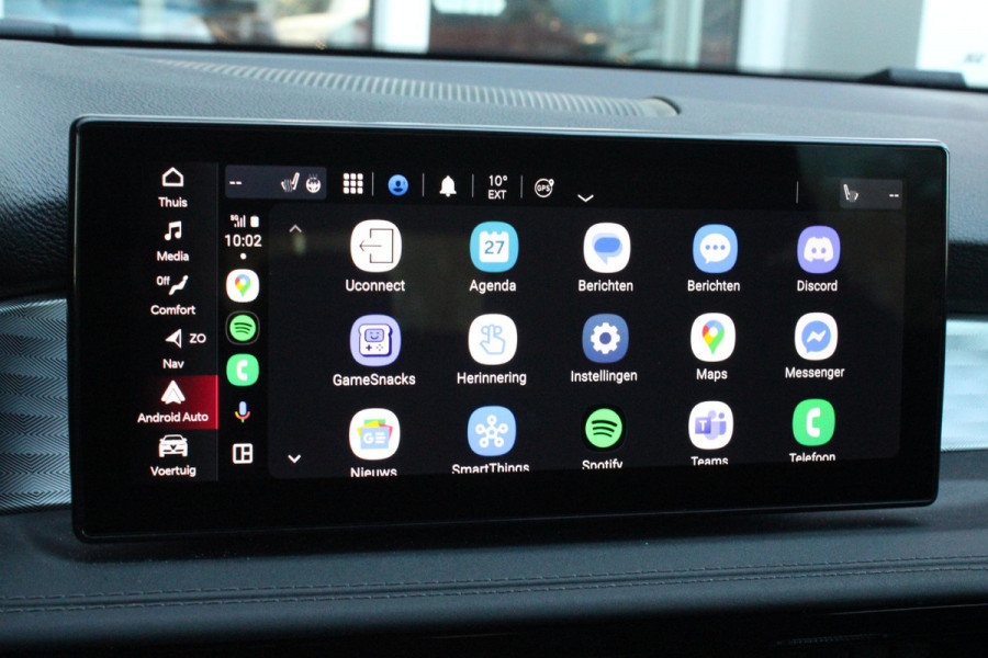 Alfa Romeo Tonale 1.5T 160PK HYbrid VELOCE | LEDEREN BEKLEDING | VOORSTOELEN / STUUR VERWARMD | VOORSTOELEN GEVENTILEERD | VOORSTOELEN ELEKTRISCH VERSTELBAAR MET GEHEUGEN FUNCTIE |  HARMAN CARDON PREMIUM AUDIO | DRAADLOOS APPLE CARPLAY / ANDROID AUTO | 360° CAMERA | AUTOMATISCH DIMMENDE BUITENSPIEGELS | 20"INCH LICHTMETALEN VELGEN | ADAPTIVE CRUISE CONTROL | KEYLESS ENTRY / START | ELEKTRISCH BEDIENBARE ACHTERKLEP | DRAADLOZE TELEFOONLADER | AMBIENT LIGHTING | DONKERE HEMELBEKLEDING | SCHAKELFLIPPERS AAN HET STUUR | VERWARMDE RUITENSPROEIERS |