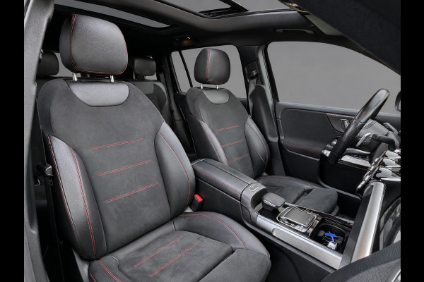 Mercedes-Benz Glb AMG styling 7 persoons, panoramadak, electr bedienbare trekhaak, VOL OPTIES, 1e eigenaar, Origineel NL auto