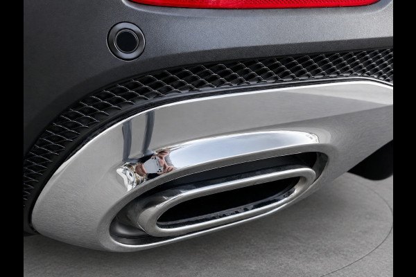 Mercedes-Benz Glb AMG styling 7 persoons, panoramadak, electr bedienbare trekhaak, VOL OPTIES, 1e eigenaar, Origineel NL auto