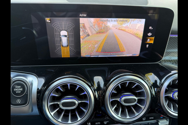 Mercedes-Benz Glb AMG styling 7 persoons, panoramadak, electr bedienbare trekhaak, VOL OPTIES, 1e eigenaar, Origineel NL auto