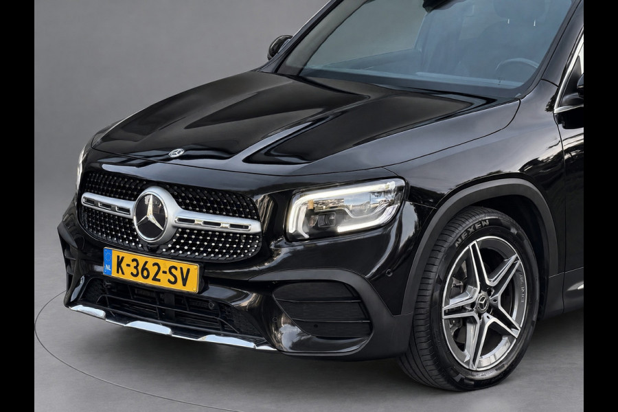 Mercedes-Benz Glb AMG styling 7 persoons, panoramadak, electr bedienbare trekhaak, VOL OPTIES, 1e eigenaar, Origineel NL auto