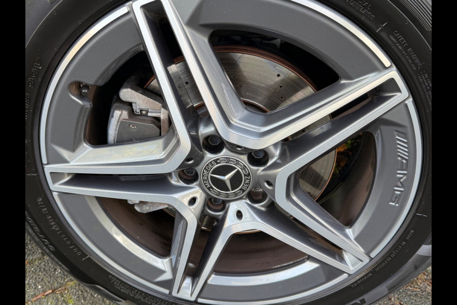 Mercedes-Benz Glb AMG styling 7 persoons, panoramadak, electr bedienbare trekhaak, VOL OPTIES, 1e eigenaar, Origineel NL auto